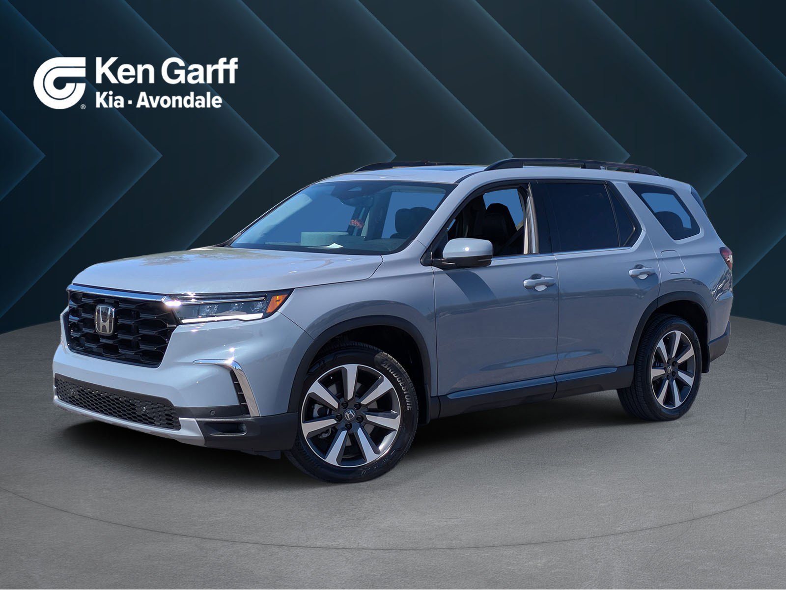2025 Honda Pilot Touring AWD's photo