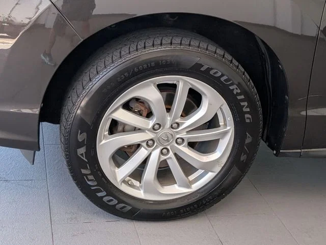 Used 2017 Black Acura Base image 4