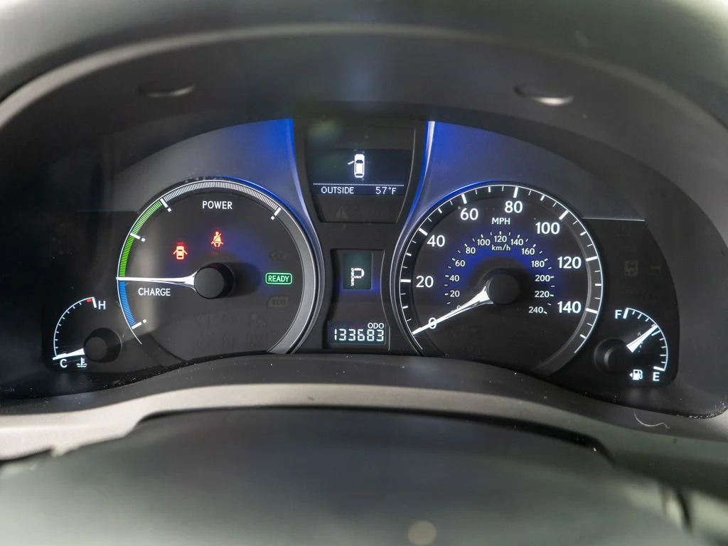 Used 2012 Black Lexus 450h image 18