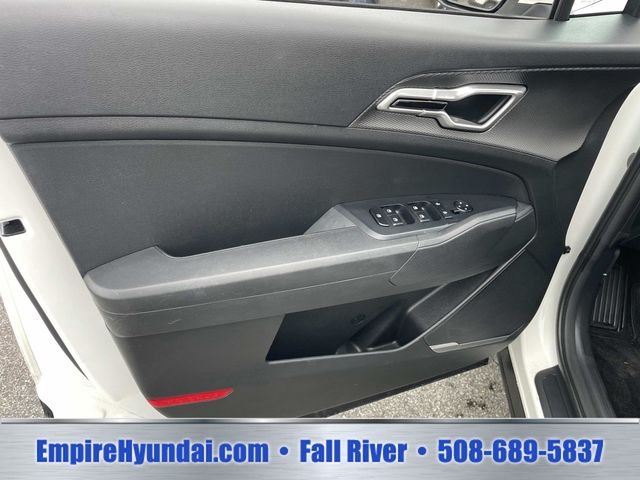 2024 Kia Sportage LX Hybrid - Photo 17