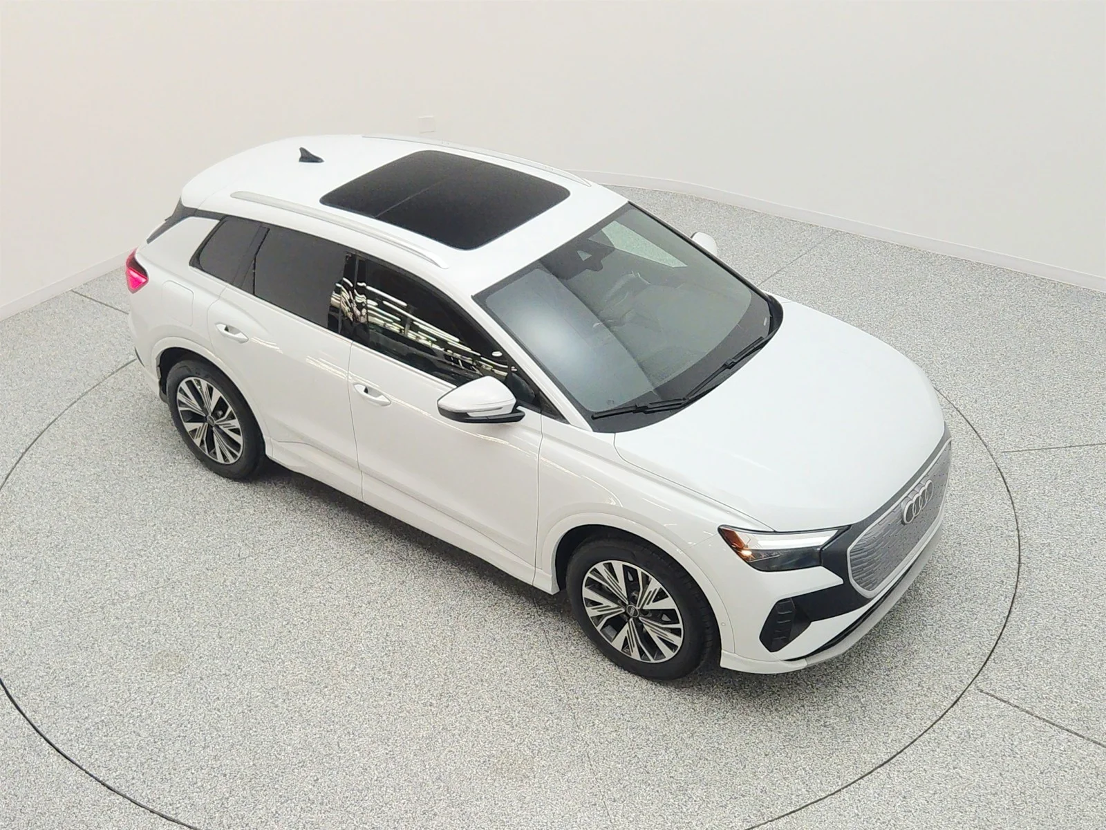 Used 2023 Glacier White Metallic Audi Premium Plus 40 RWD image 24