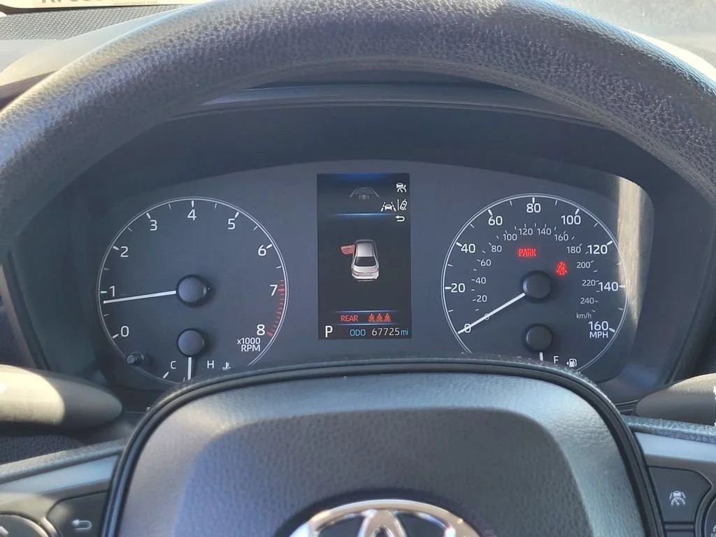 2024 Toyota Corolla LE - Photo 25