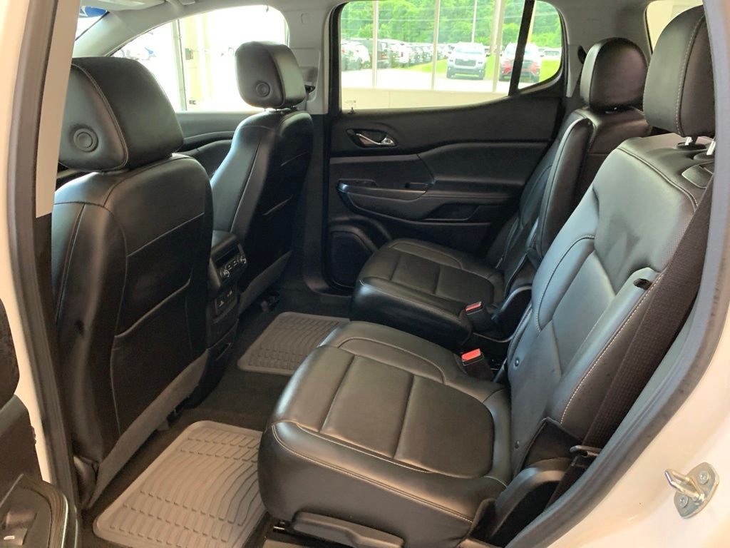 Used 2023 White GMC SLT image 11