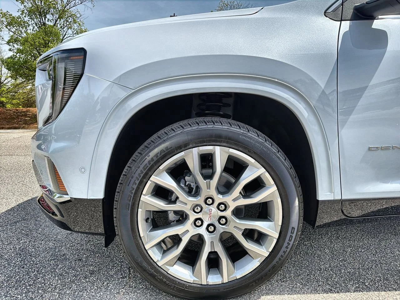 New 2026 Glacier White Tricoat GMC Denali image 28