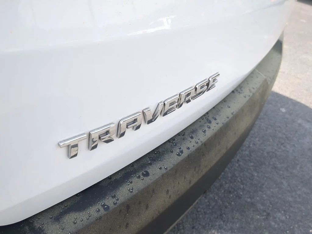 Used 2023 Summit White Chevrolet LS image 31