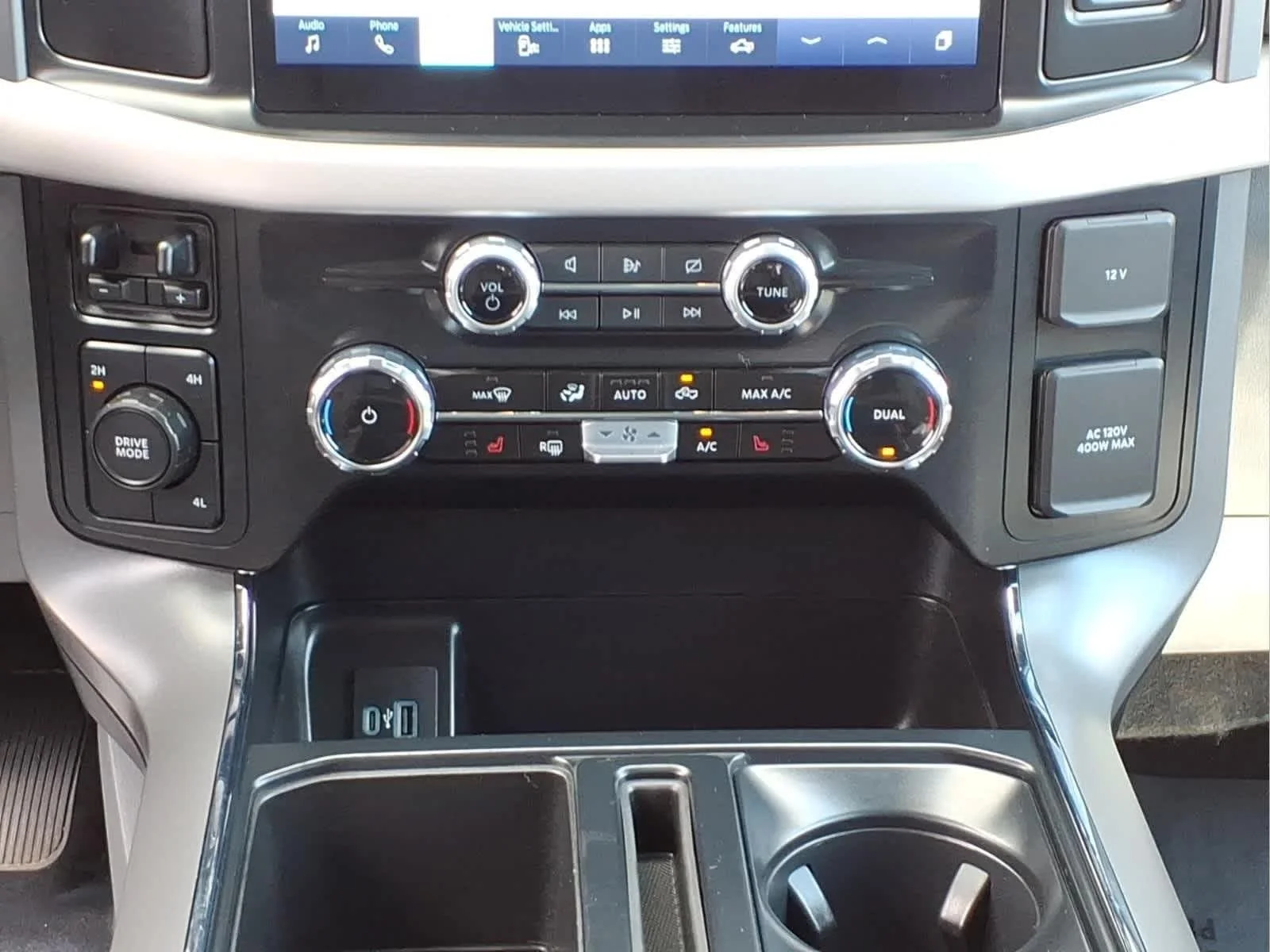 Used 2023 Avalanche Gray Ford XLT image 25