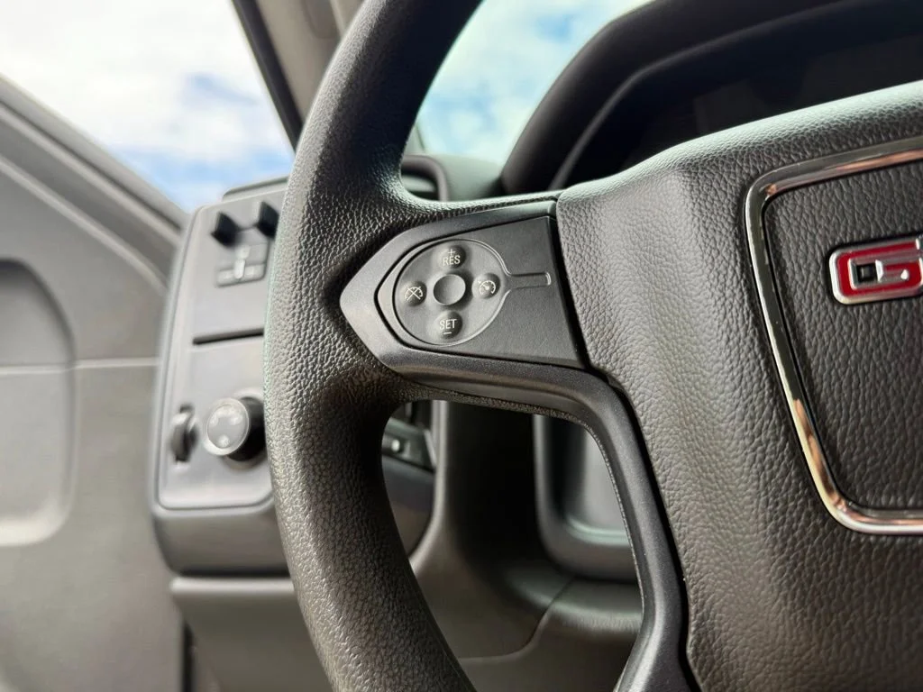 Used 2017 SUMMIT WHITE GMC DOUBL CAB 2WD 144 image 15