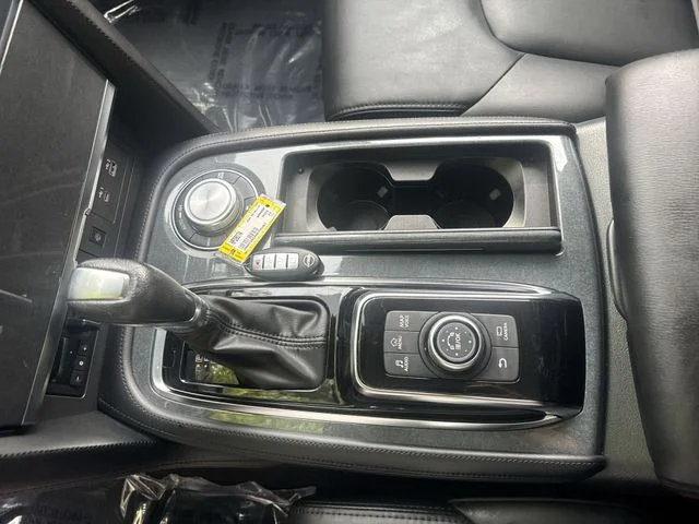 Used 2024 Gray Nissan SV image 26