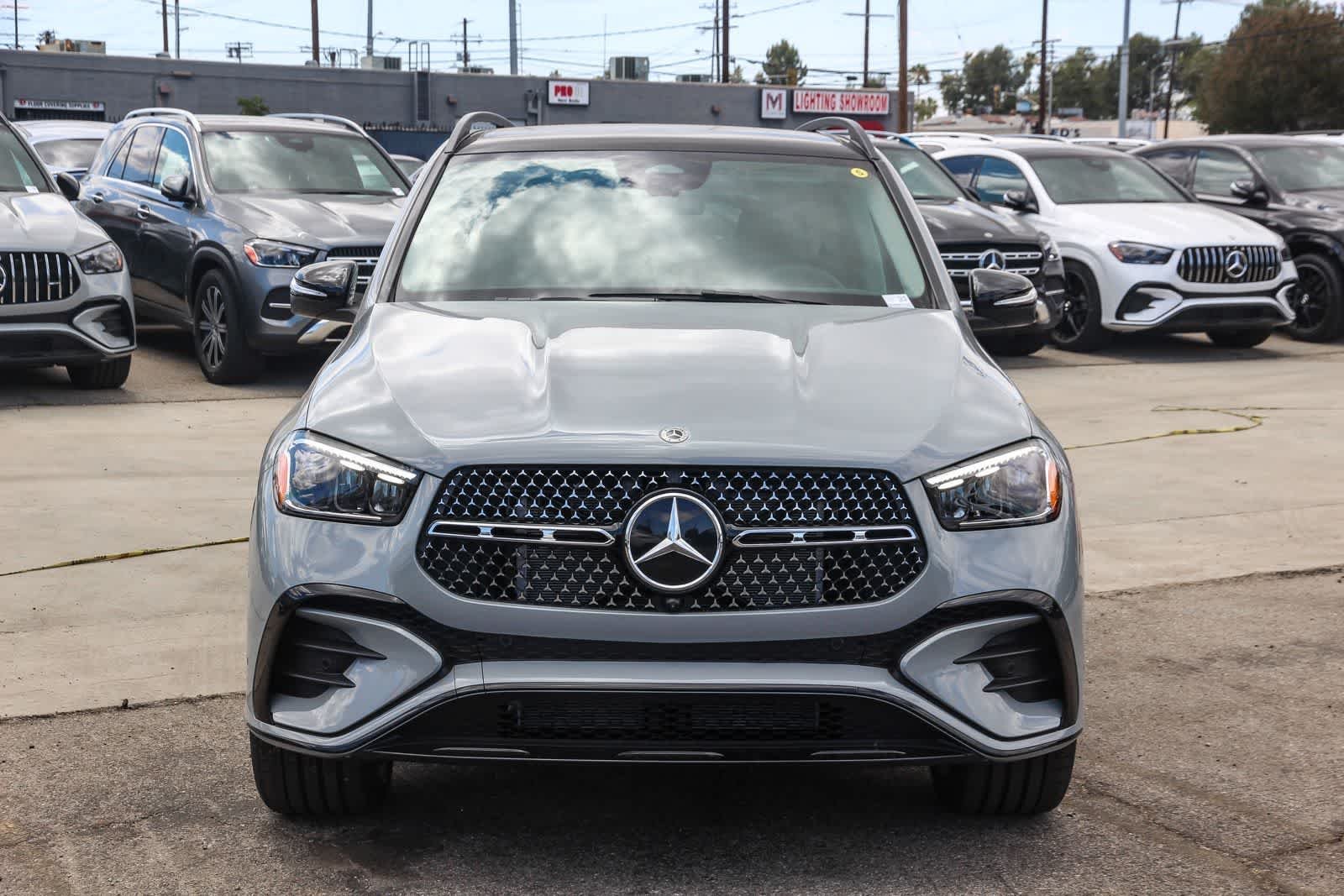 New 2026 MANUFAKTUR Alpine Grey Mercedes-Benz GLE 450 image 2