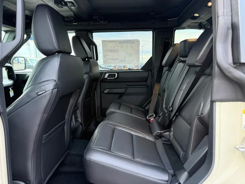 New 2026 Desert Sand Ford Outer Banks 4 Door 4x4 image 5