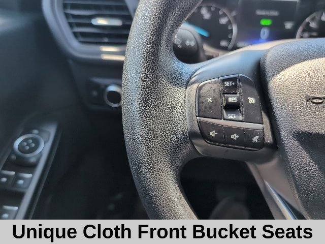 Used 2021 White Ford SE image 9