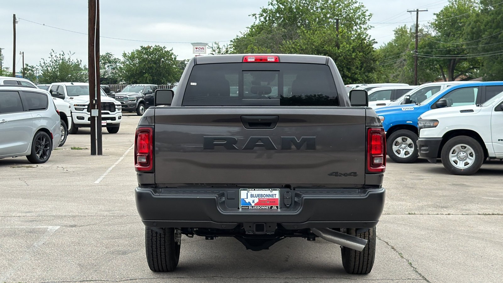 New 2026 Granite Crystal Metallic Clear-Coat Exterior Paint RAM Tradesman image 6