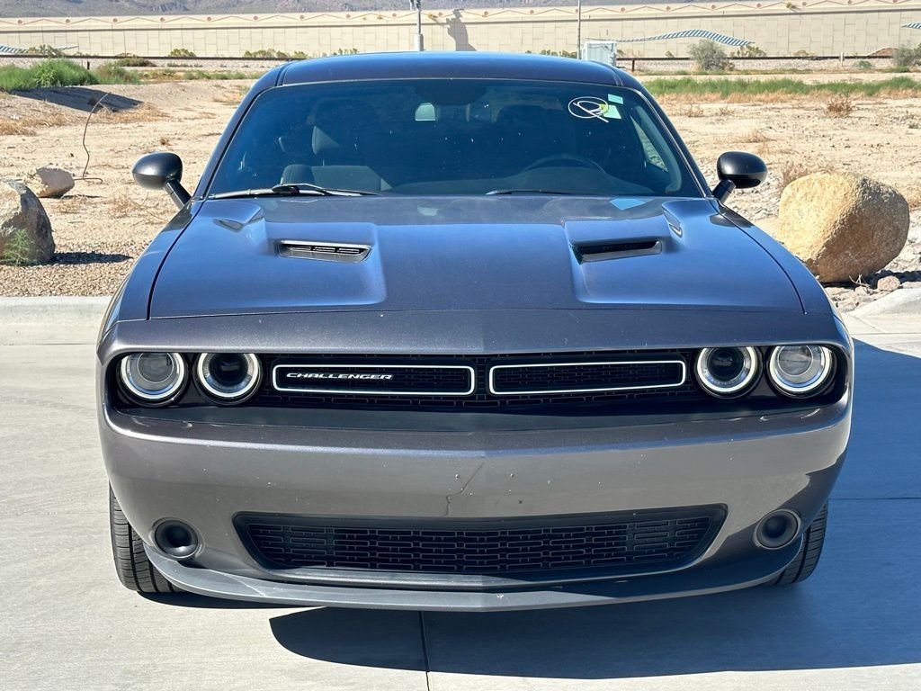 2020 Dodge Challenger SXT photo 2