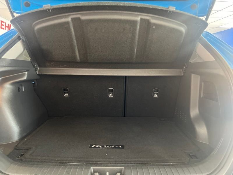 Certified Used 2022 Blue Hyundai SEL image 8