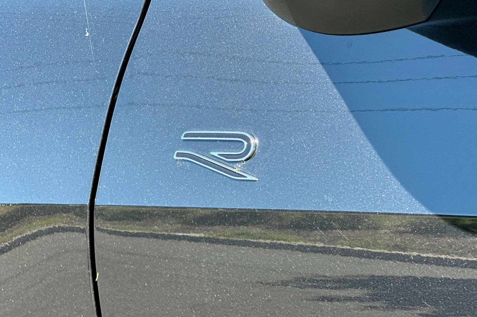 New 2026 Black Volkswagen 2.0T SEL R-Line Turbo image 25