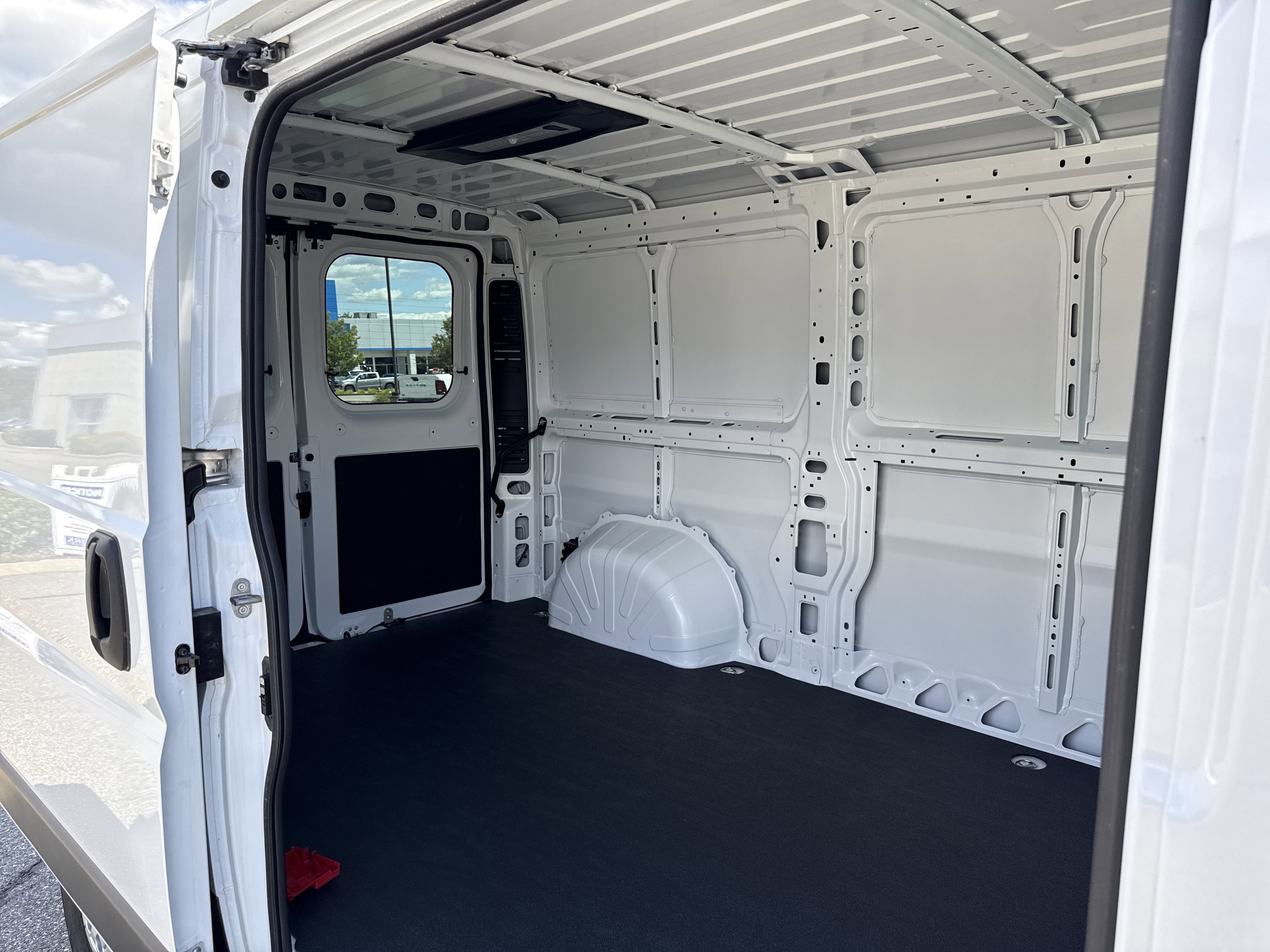 New 2025 Bright White Clear-Coat Exterior Paint RAM Tradesman image 11