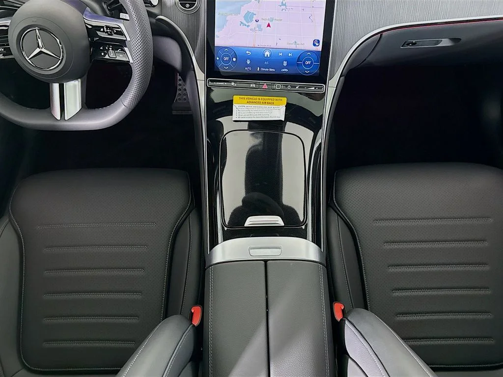 2026 Mercedes-Benz GLC Base - Photo 18