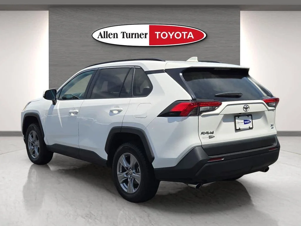 Used 2024 White Toyota XLE image 8