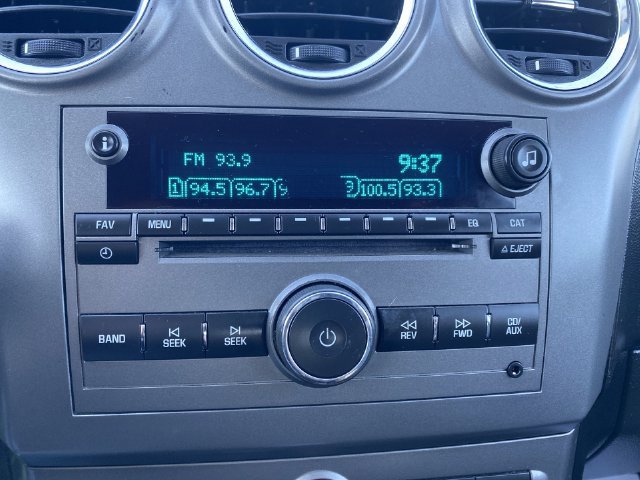 Used 2014 Arctic Ice Chevrolet LT image 16