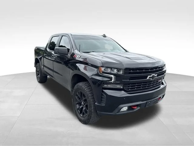 Used 2021 Black Chevrolet LT Trail Boss image 3