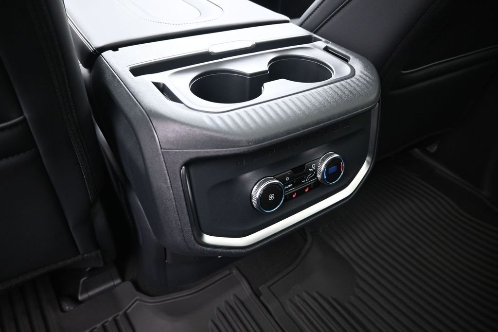 New 2027 White Ford Platinum image 23