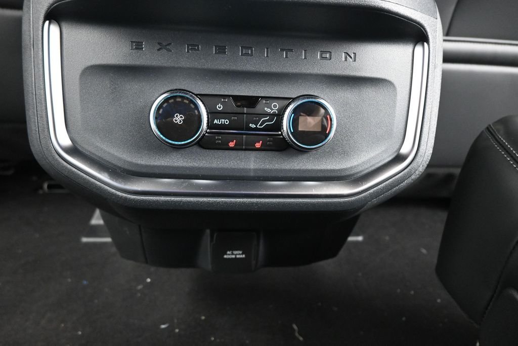 New 2026 Glacier Gray Metallic Tri-Coat Ford Platinum image 23