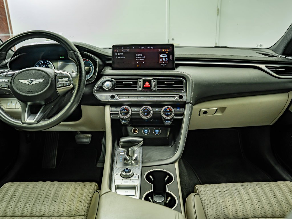 Used 2022 Uyuni White Genesis 3.3T image 31