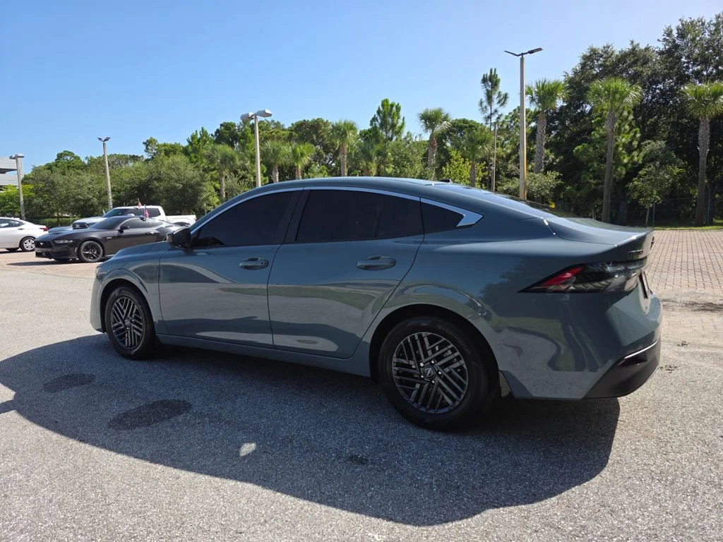 Used 2026 Gray Nissan SV image 9
