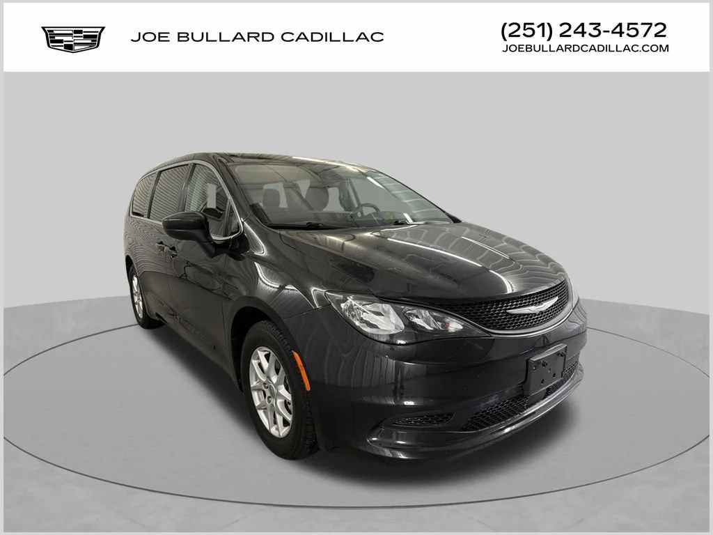 2023 Chrysler Voyager