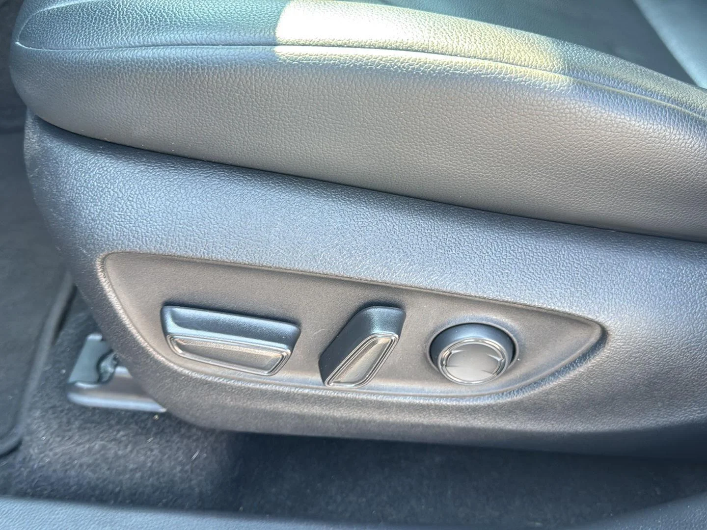 Used 2023 Magnetic Gray Metallic Toyota XLE image 7