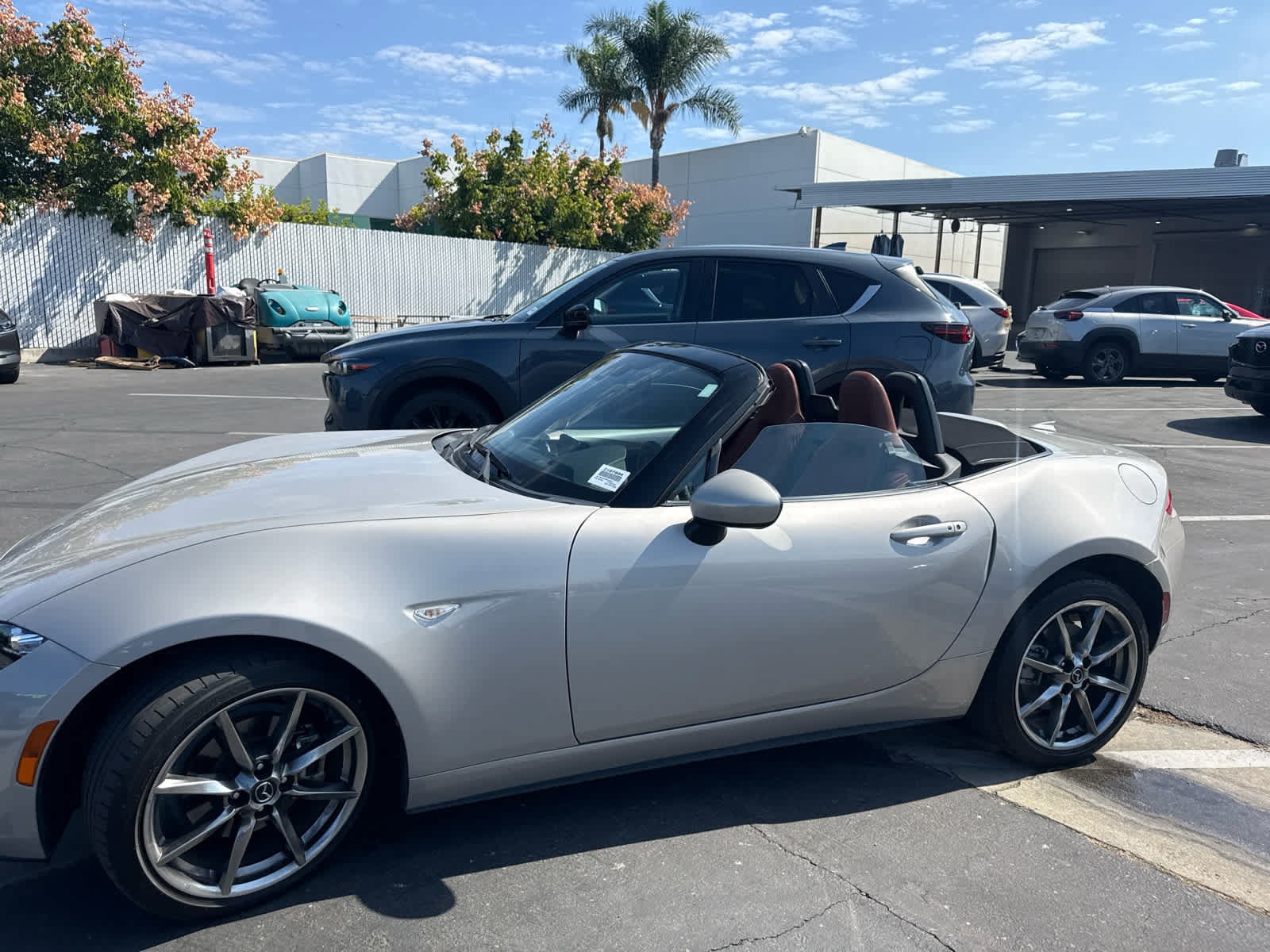 Used 2023 Platinum Quartz Metallic Mazda Grand Touring image 5
