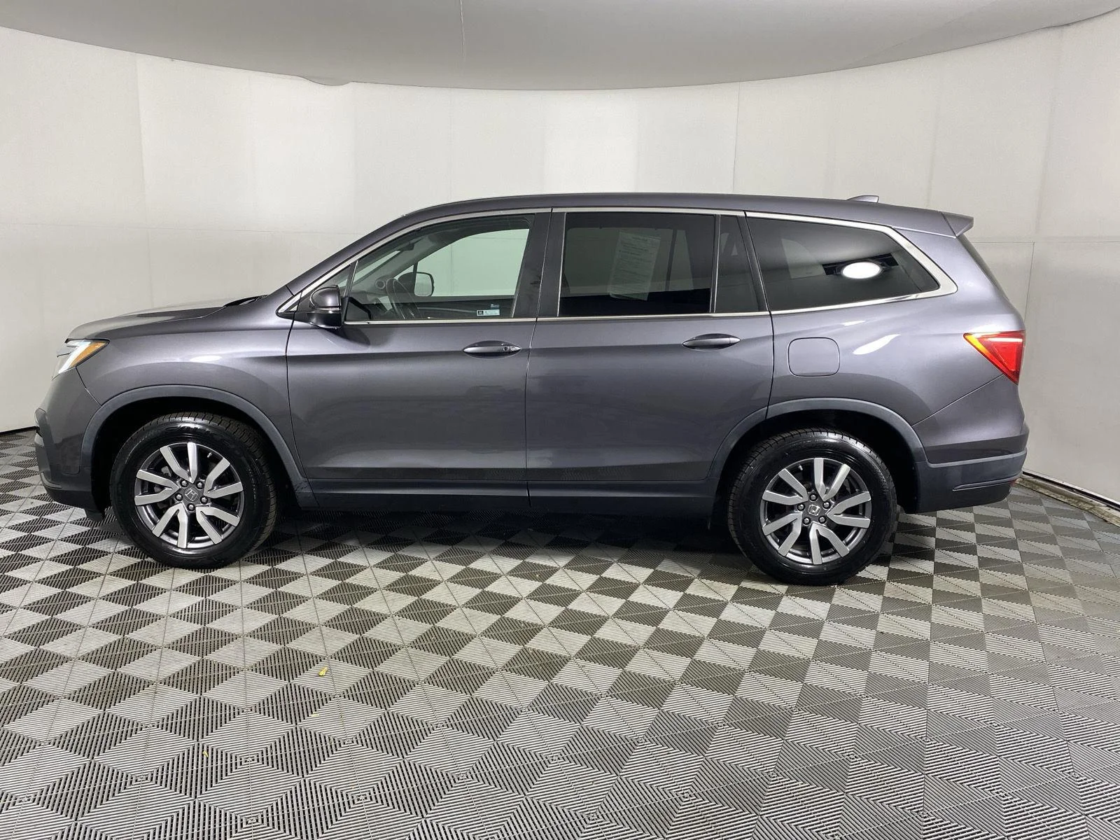 Used 2020 Modern Steel Metallic Honda EX-L image 4