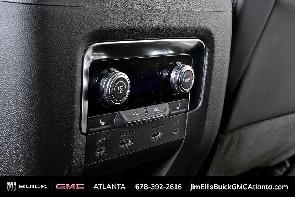 2026 GMC Yukon Denali - Photo 20