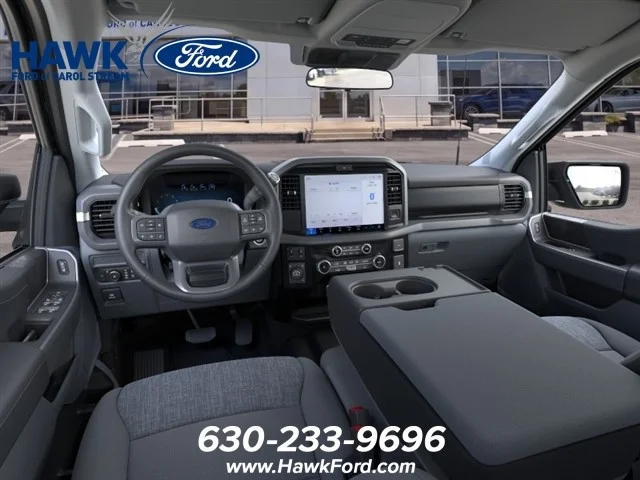 New 2026 Agate Black Metallic Ford XLT image 9