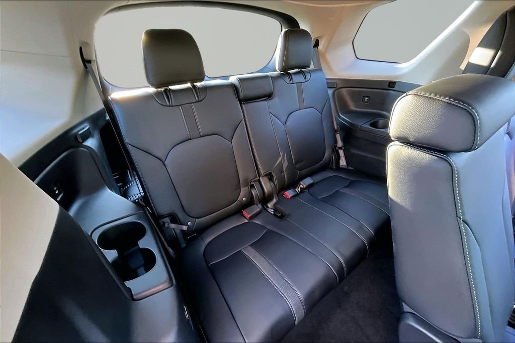 Used 2025 Red Honda EX-L image 18