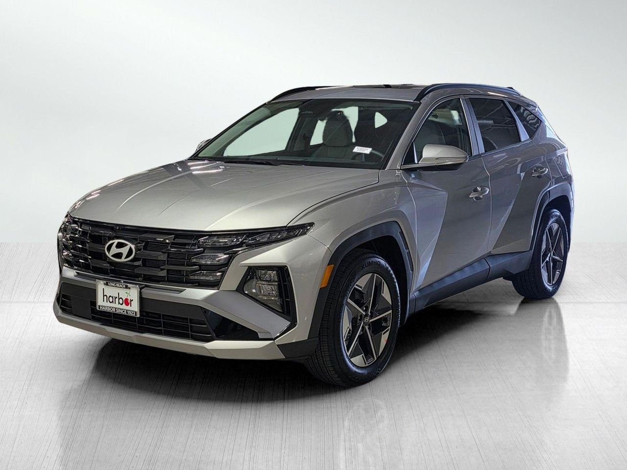 New 2026 Shimmering Silver Hyundai SEL Premium FWD image 3