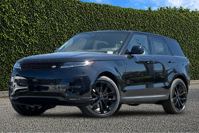 2026 Land Rover Range Rover Sport SE