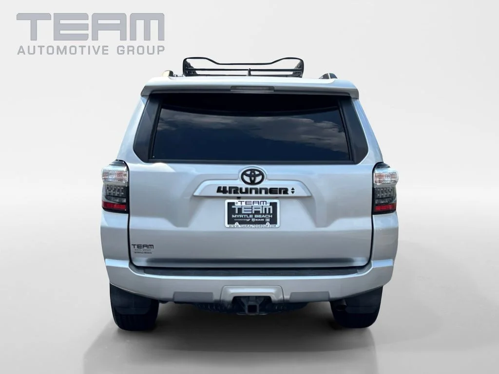 Used 2022 Silver Toyota SR5 Premium image 6