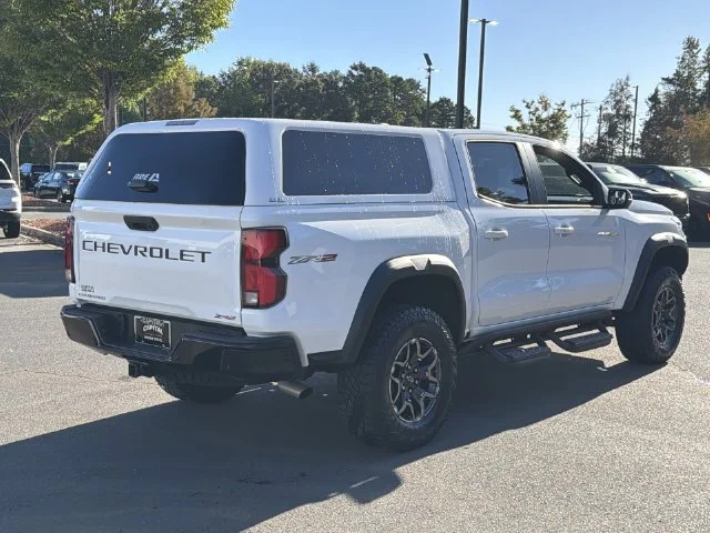 Used 2025 White Chevrolet ZR2 image 13