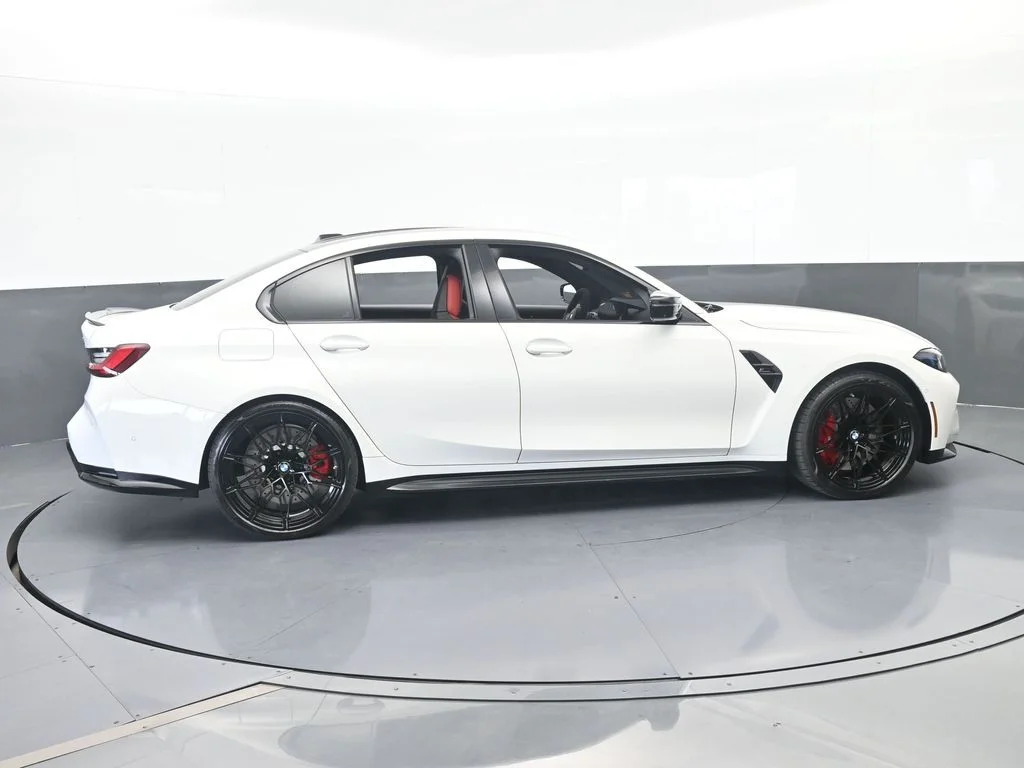 Used 2026 Alpine White BMW Competition image 7
