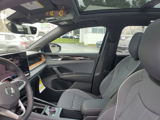 New 2026 Black Volkswagen 2.0T SEL R-Line Turbo image 17
