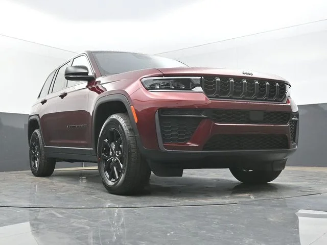 2026 Jeep Grand Cherokee Altitude