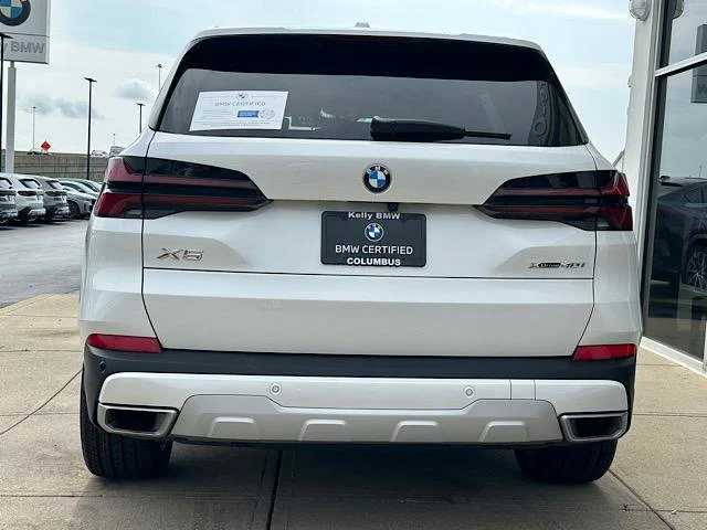 Certified Used 2024 Mineral White Metallic BMW xDrive40i image 9