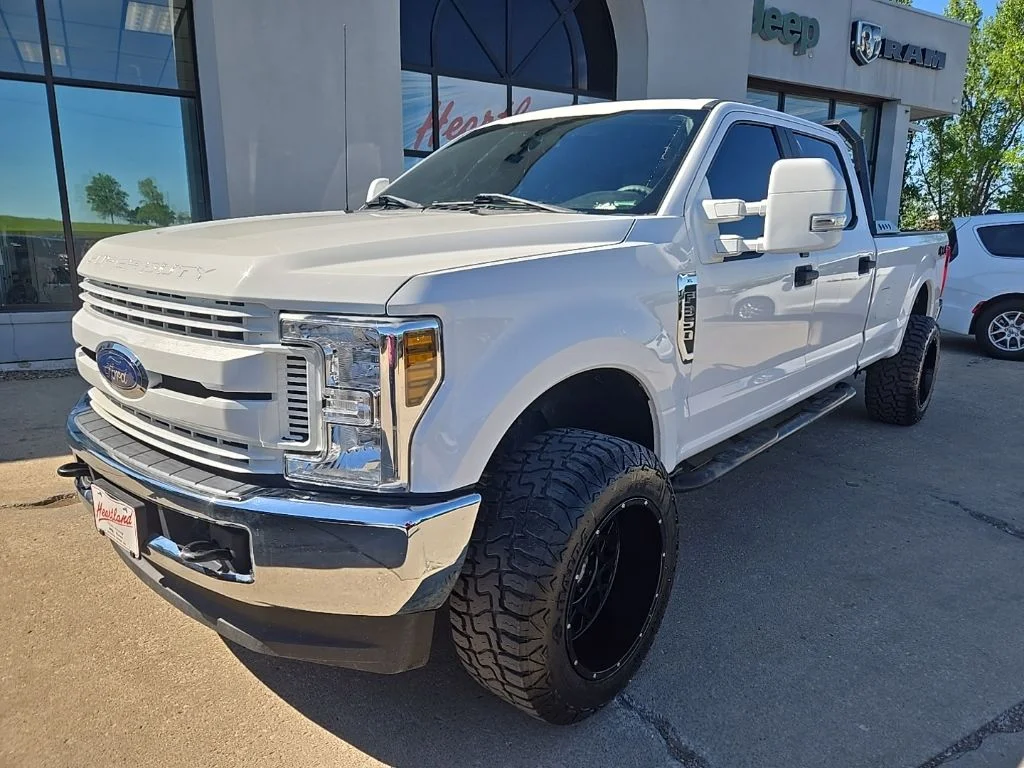 Used 2019 Ford F-350 Super Duty XL with VIN 1FT7W3B67KED52577 for sale in Kansas City