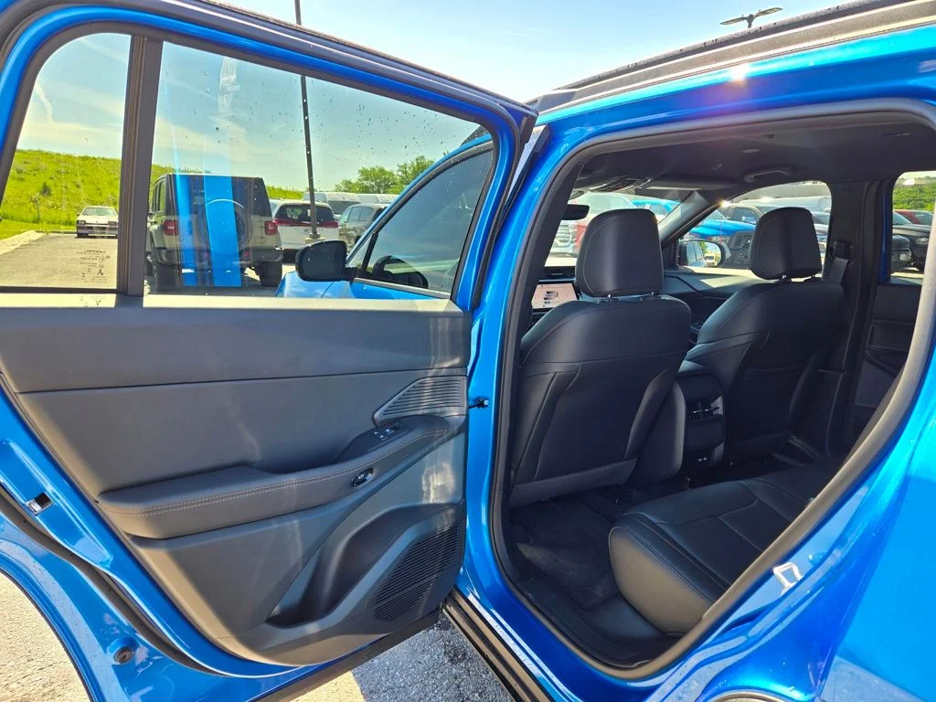Certified Used 2026 Blue Jeep Limited image 27