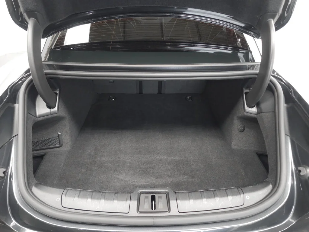 Used 2022 Volcano Grey Metallic Porsche Base image 31
