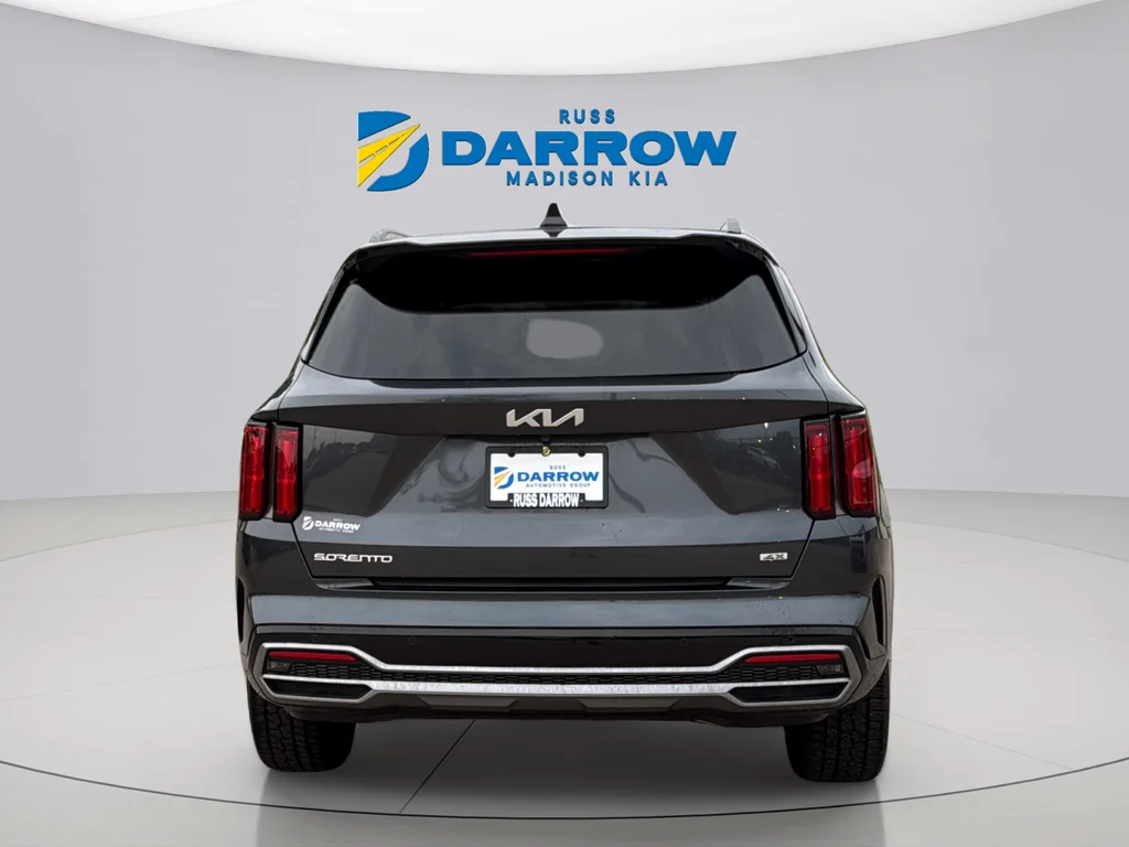 Certified Used 2023 Gravity Gray Kia SX image 4