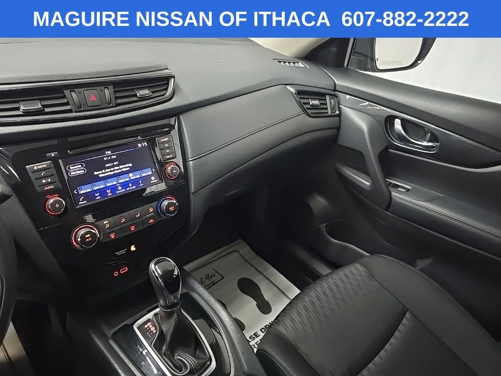 Used 2018 Gray Nissan S image 25