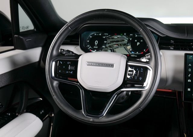 Used 2023 Carpathian Gray Premium Metallic Land Rover SE image 16