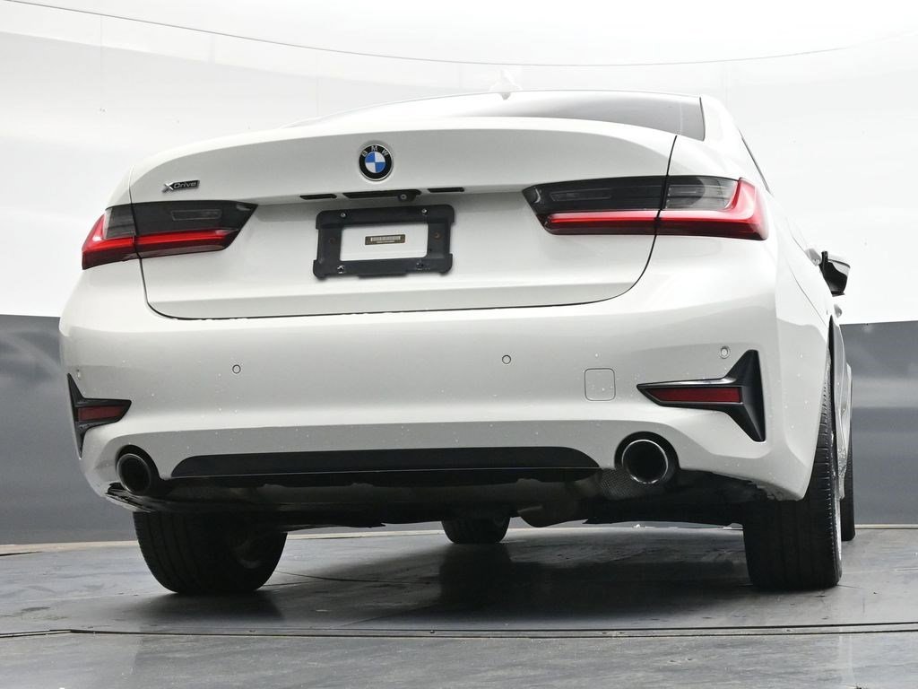 Used 2019 Alpine White BMW 330i xDrive image 19